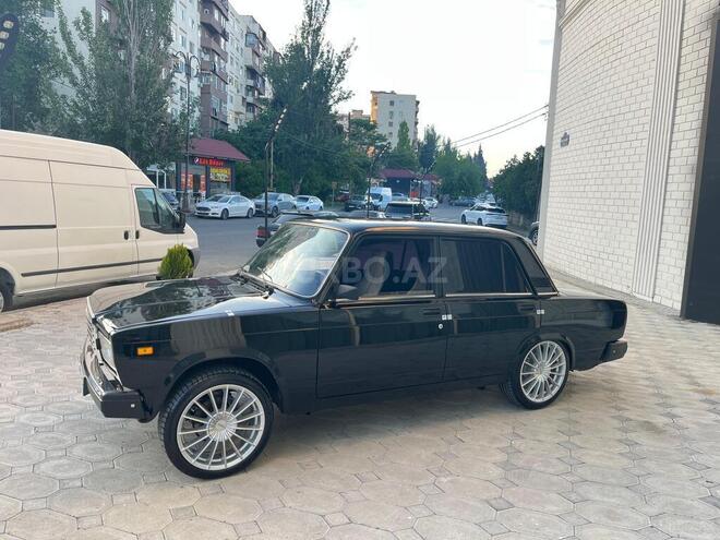LADA (VAZ) 2107-4