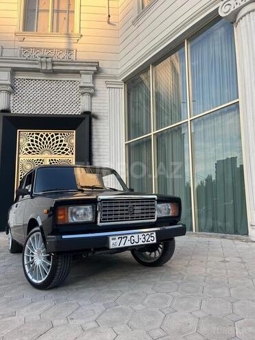 LADA (VAZ) 2107-2