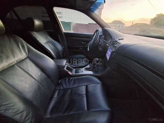BMW 523-9