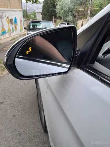 Hyundai Elantra-4
