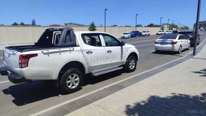 Mitsubishi L200-5