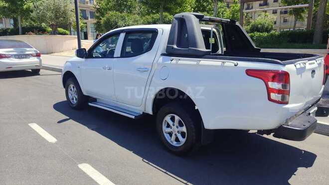 Mitsubishi L200-7