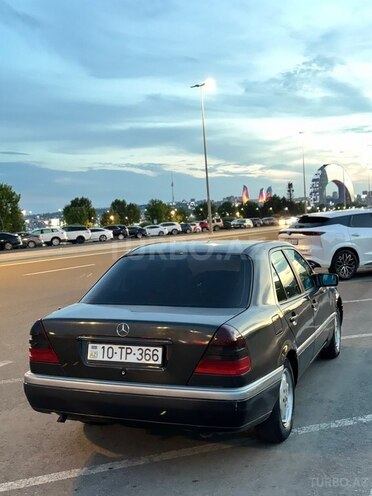 Mercedes C 200-5