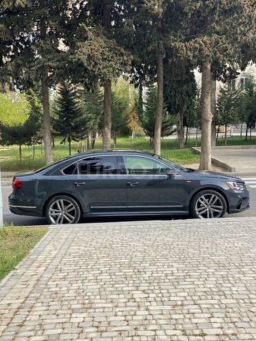 Volkswagen Passat-6