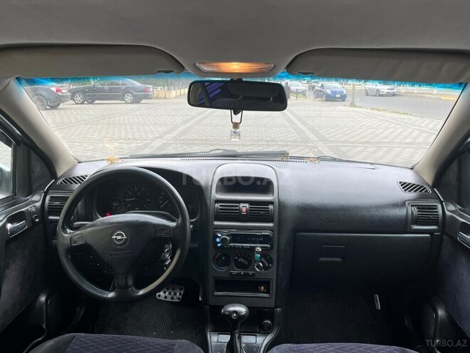 Opel Astra-10