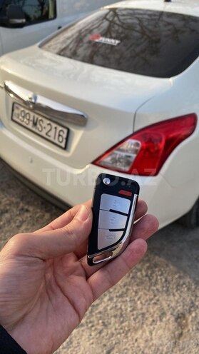 Nissan Sunny-13