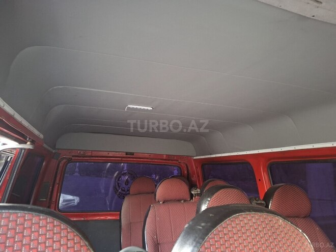 Ford Transit-2