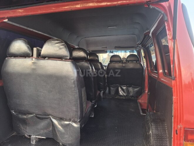 Ford Transit-6