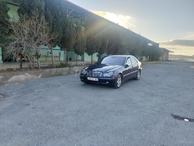Mercedes C 240-12