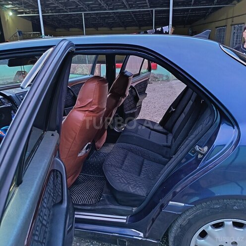 Mercedes C 180-8