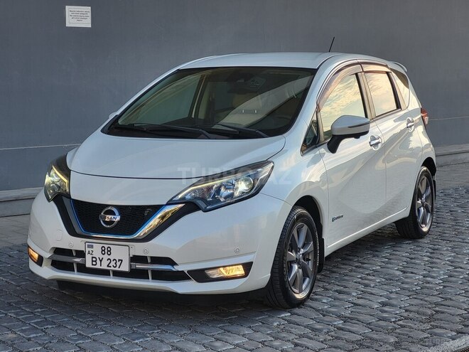 Nissan Note-1