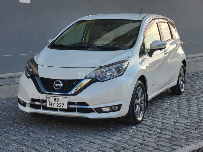 Nissan Note-5