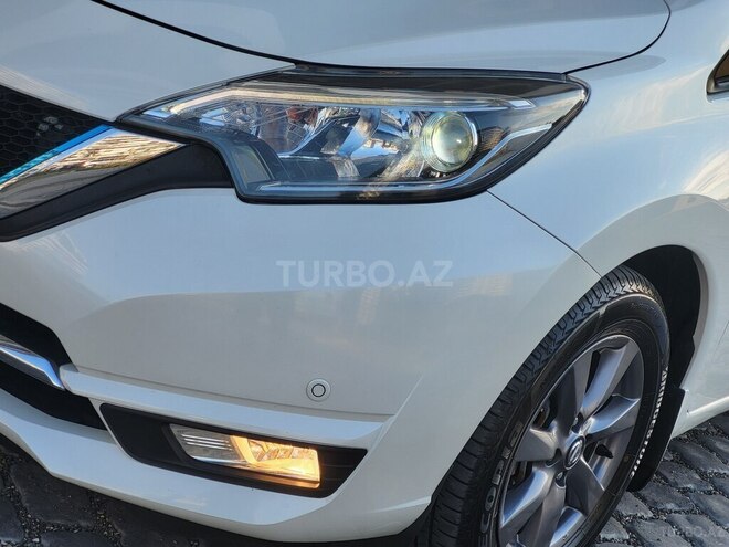 Nissan Note-8
