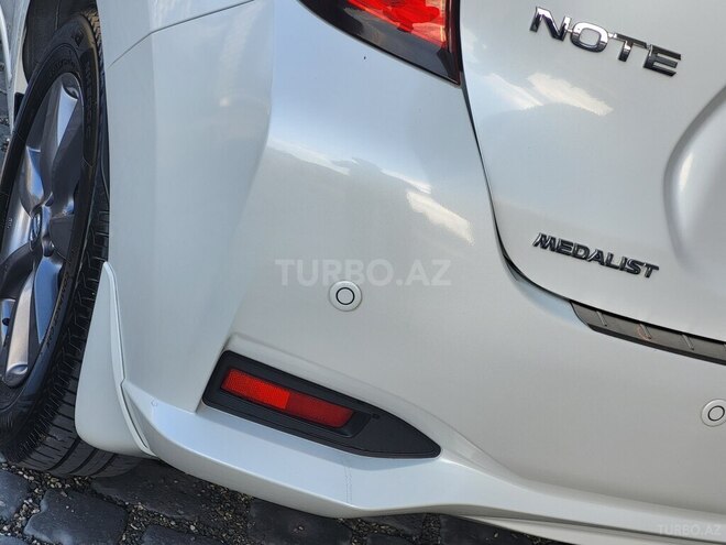 Nissan Note-9