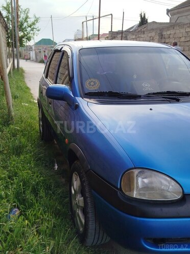Opel Corsa-4