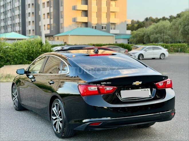 Chevrolet Malibu-5