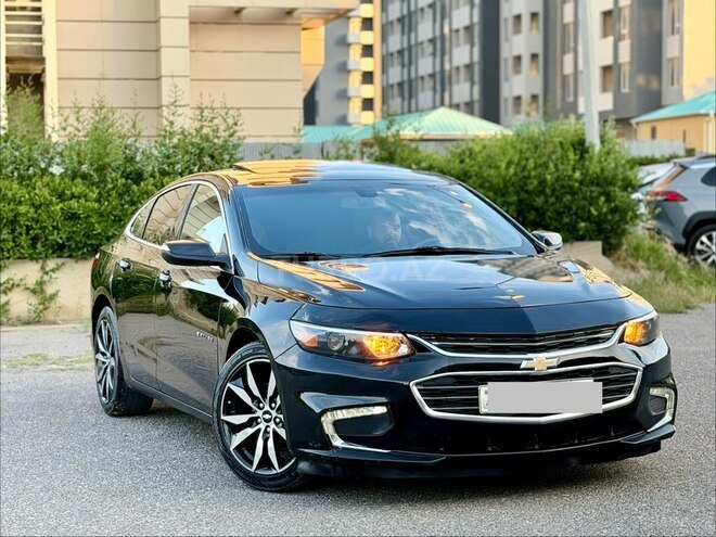 Chevrolet Malibu-8