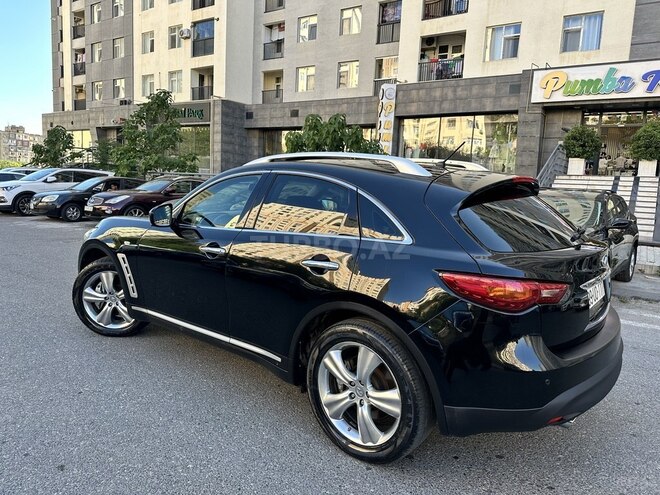 Infiniti FX35-4