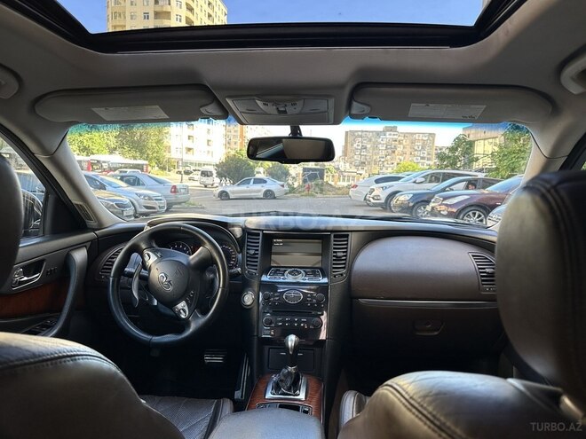 Infiniti FX35-2