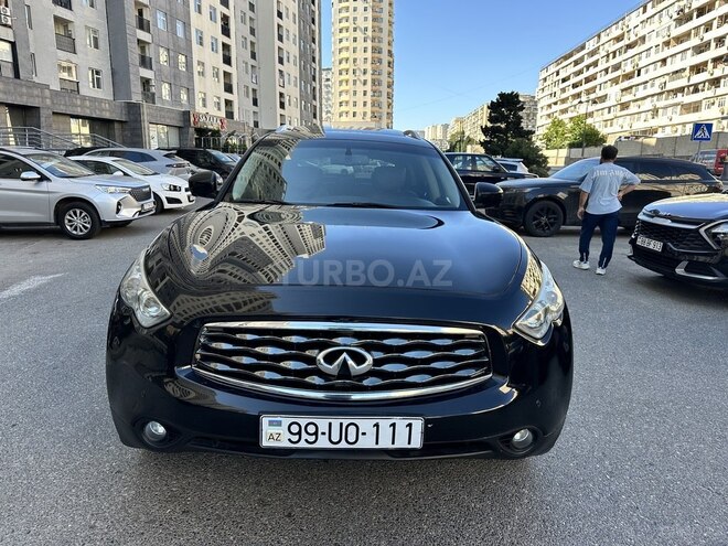Infiniti FX35-1