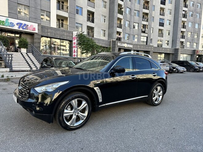 Infiniti FX35-12