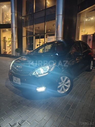 Kia Rio-2