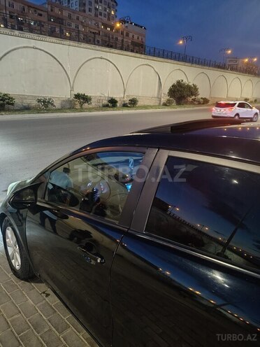 Kia Rio-10