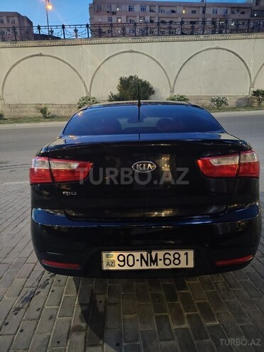 Kia Rio-11