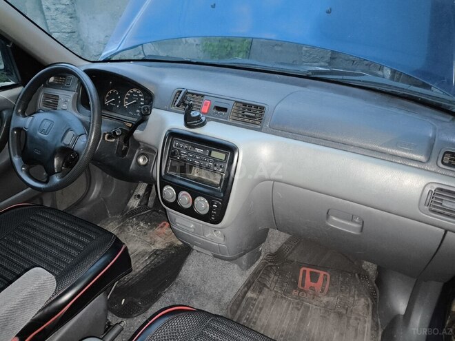 Honda CR-V-2