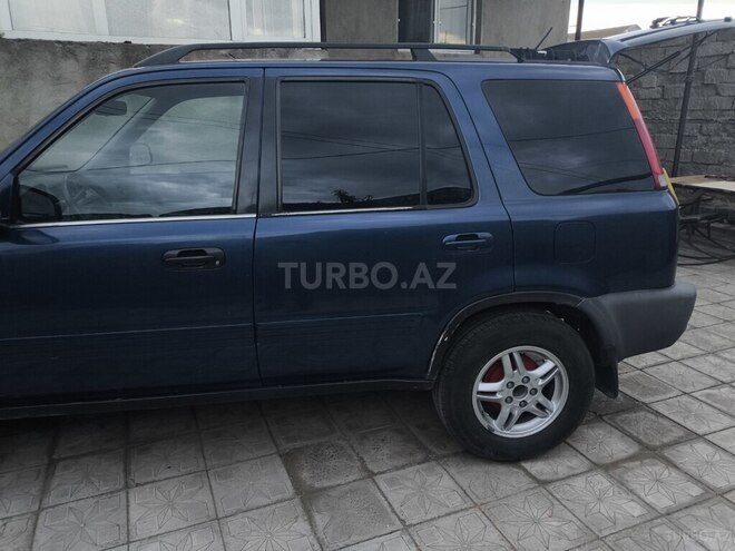 Honda CR-V-11