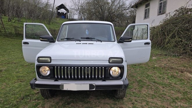 LADA (VAZ) Niva-2