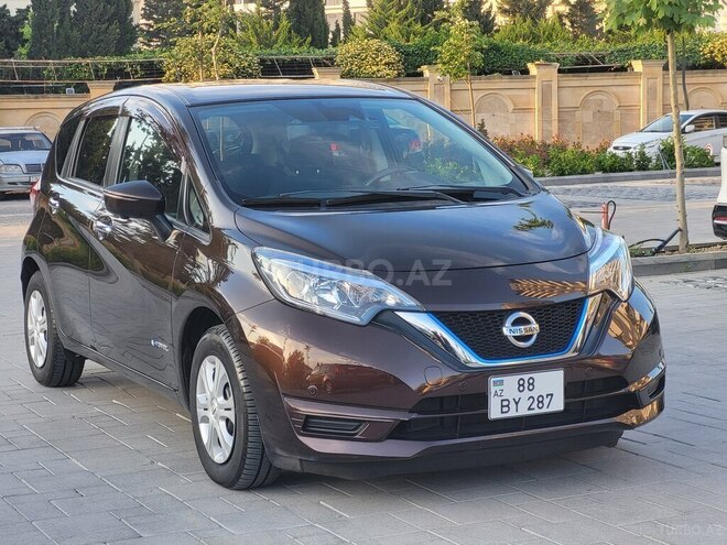 Nissan Note-3