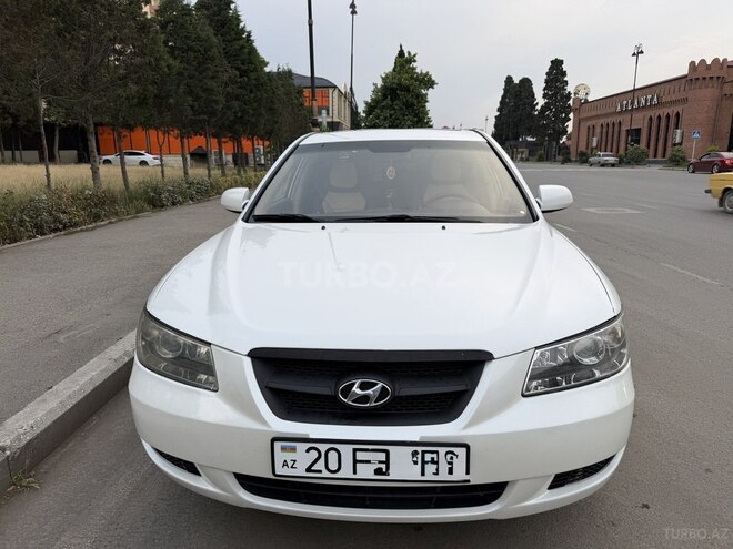 Hyundai Sonata-1