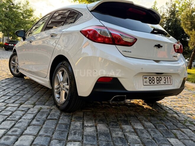 Chevrolet Cruze-6