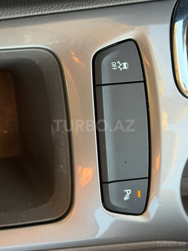 Chevrolet Cruze-17