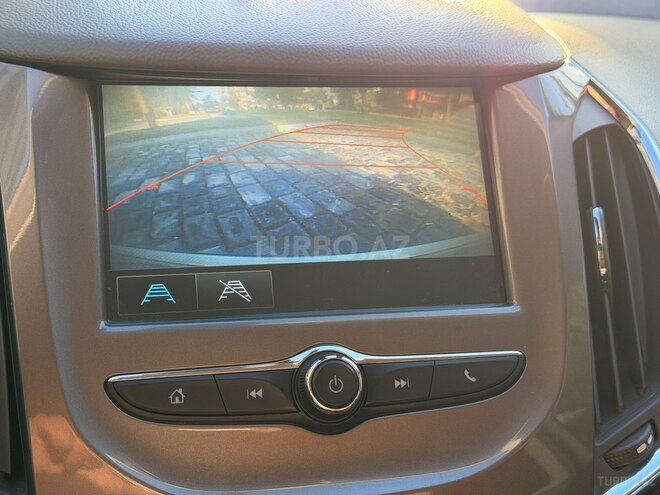 Chevrolet Cruze-19