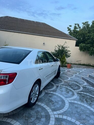 Toyota Camry-4