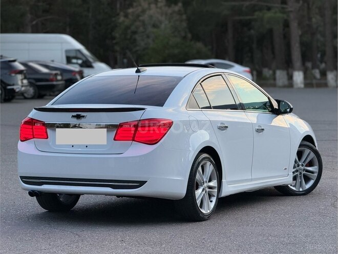 Chevrolet Cruze-3