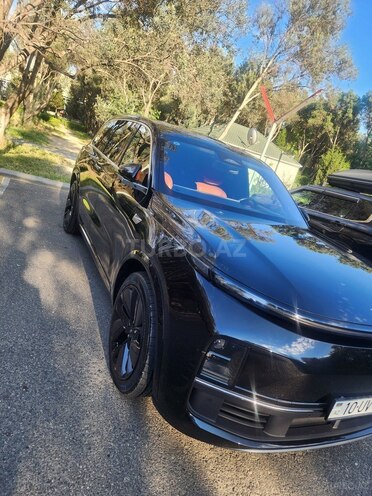 Li Auto L9-3