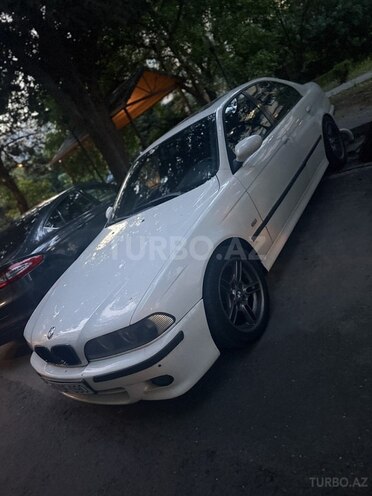 BMW 525-8