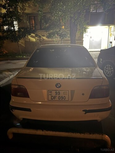 BMW 525-7