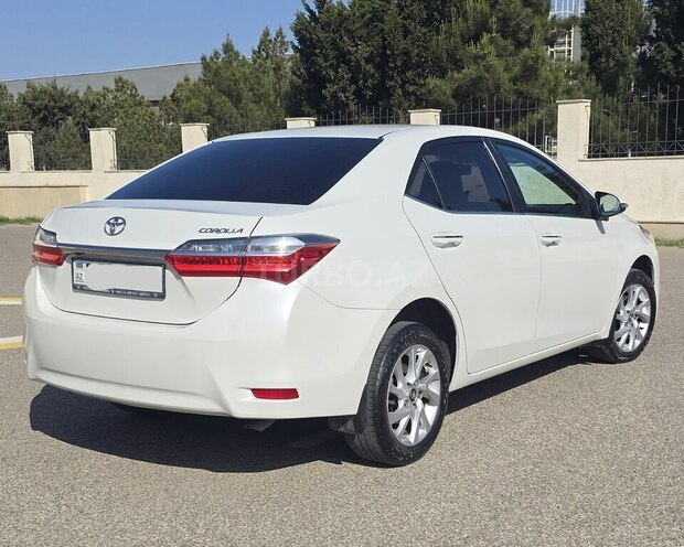 Toyota Corolla-4