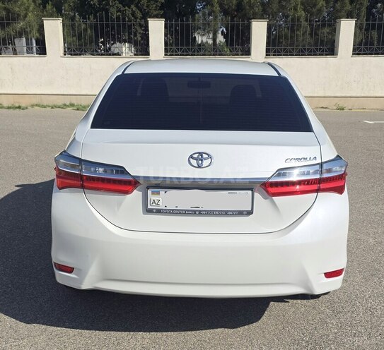 Toyota Corolla-2