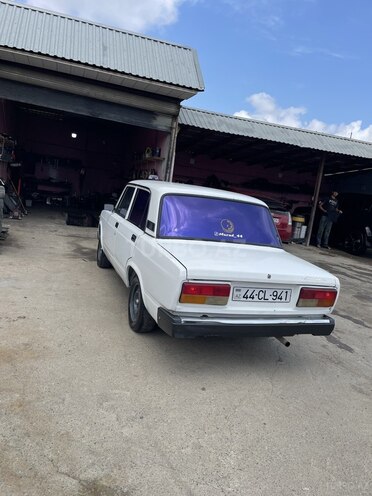 LADA (VAZ) 2107-4