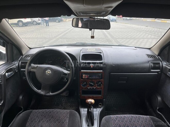 Opel Astra-8