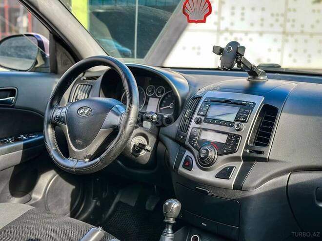 Hyundai i30-6