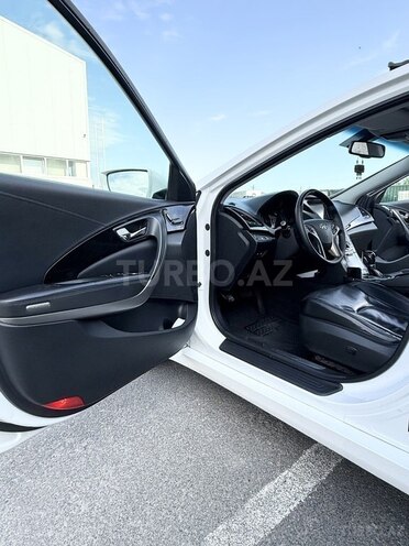 Hyundai Azera-15