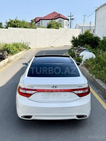 Hyundai Azera-7