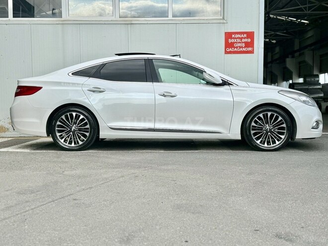 Hyundai Azera-4