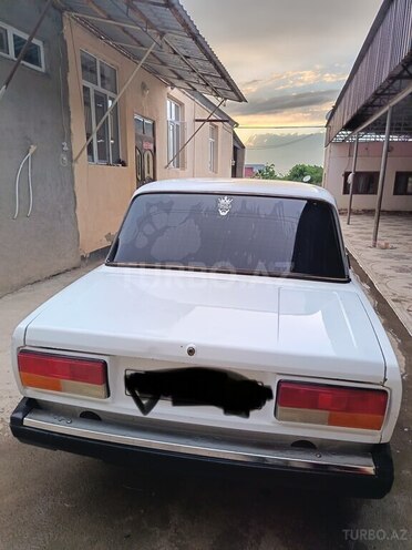 LADA (VAZ) 2107-2